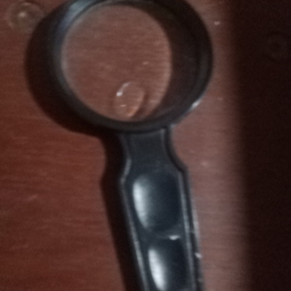 Magnifying glass black to hold with handle